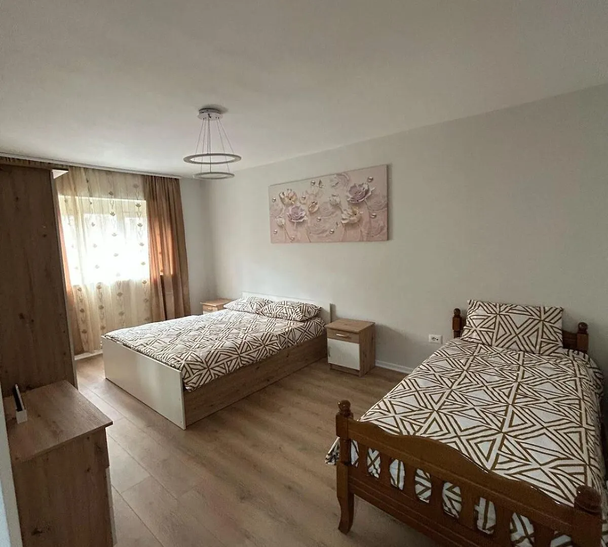 Cute Apartment At City Centre Tirana